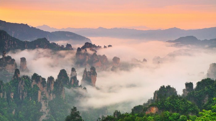 张家界 + 凤凰古城 5 天 4 晚